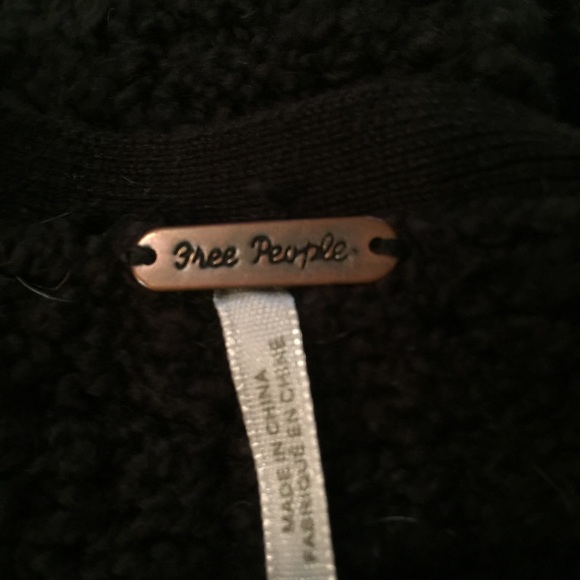 Free People black sweater - Picture 3 of 4